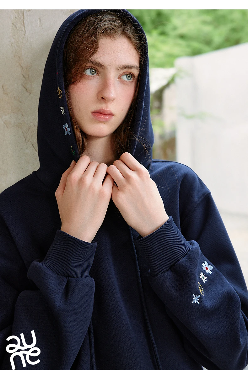 TOYOUTH Women's Mini Floral Embroidered Hoodie 2026 Fall New Arrival Youthful Cozy Relaxed Fit Slouchy Pullover Top