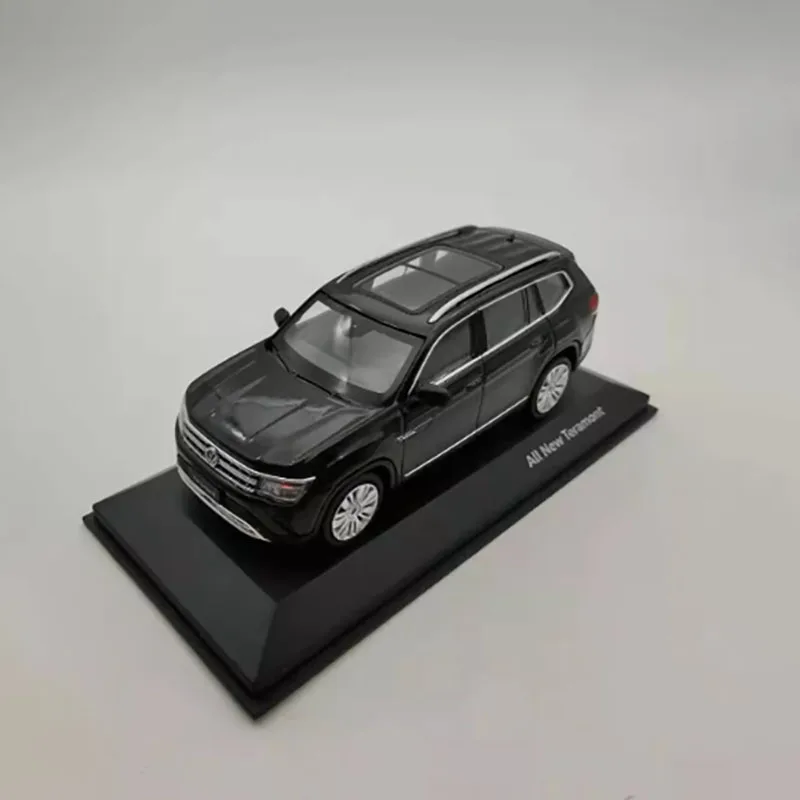 

Original Diecast Alloy 1:43 Scale VW New TERAMONT 2021/2022 Car Model Classics Adult Souvenir Gift Static Display
