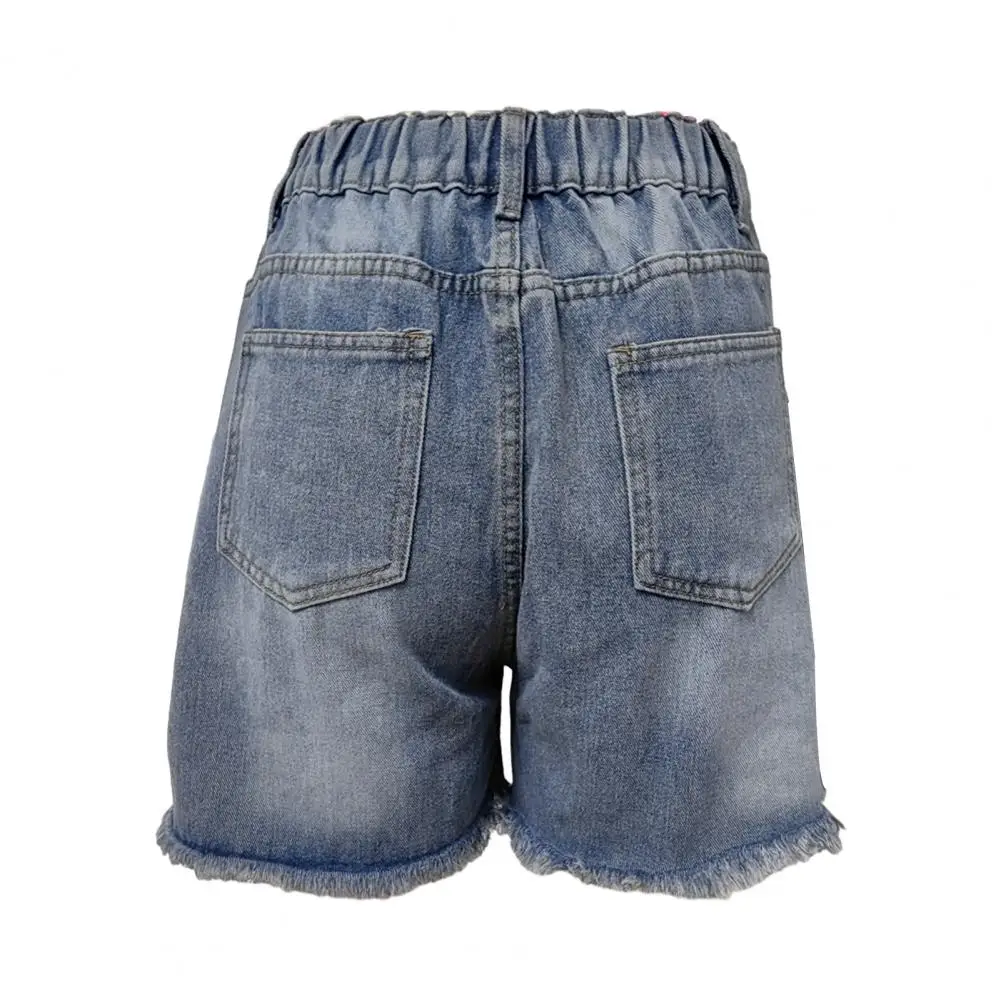 

Autumn Wear Denim Shorts Stylish High-quality Denim Jeans Women's Distressed Denim Shorts with Frayed Hem Ripped Buttoned Design