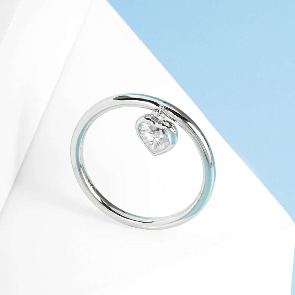 0.5ct Heart-Shaped Moissanite with Excellent Cut,925 Silver Rings, Ideal Festival and Christmas Jewelry, Delicate Gifts for Her