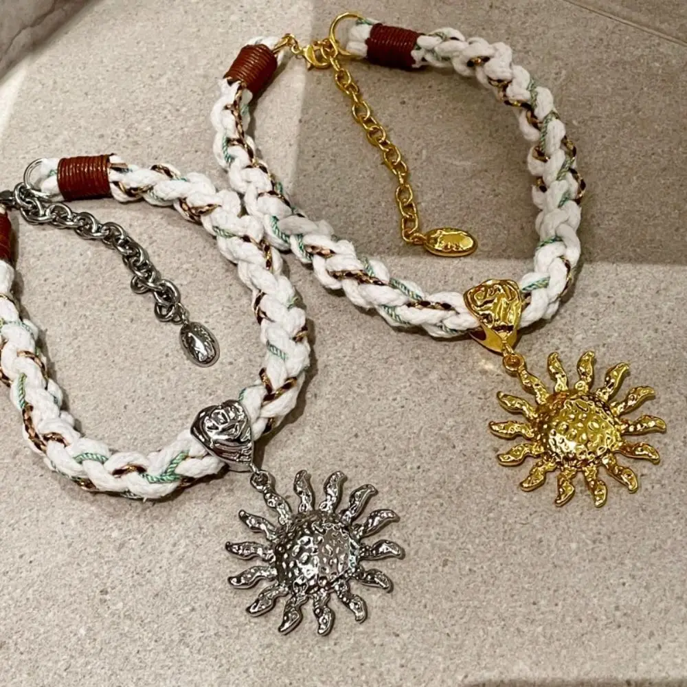 

Creative Exaggerated Sunflower Pendant Necklace Charm Coarse Braid Rope Weave Choker Neck Jewelry Wide Clavicle Chain Women