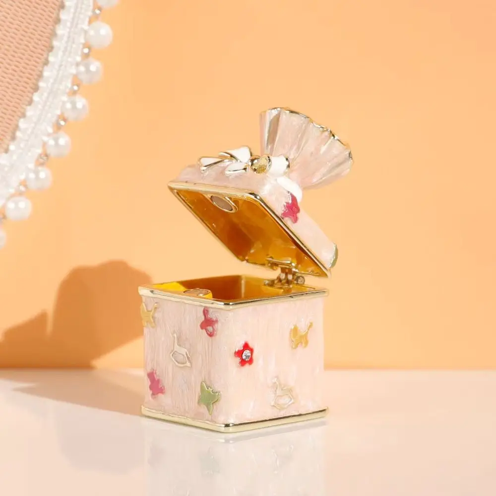 Cute Girl Zinc Alloy Jewelry Box Enamel Color Mini Size Storage Box Pink Candy With Lid Jewelry Storage For Rings