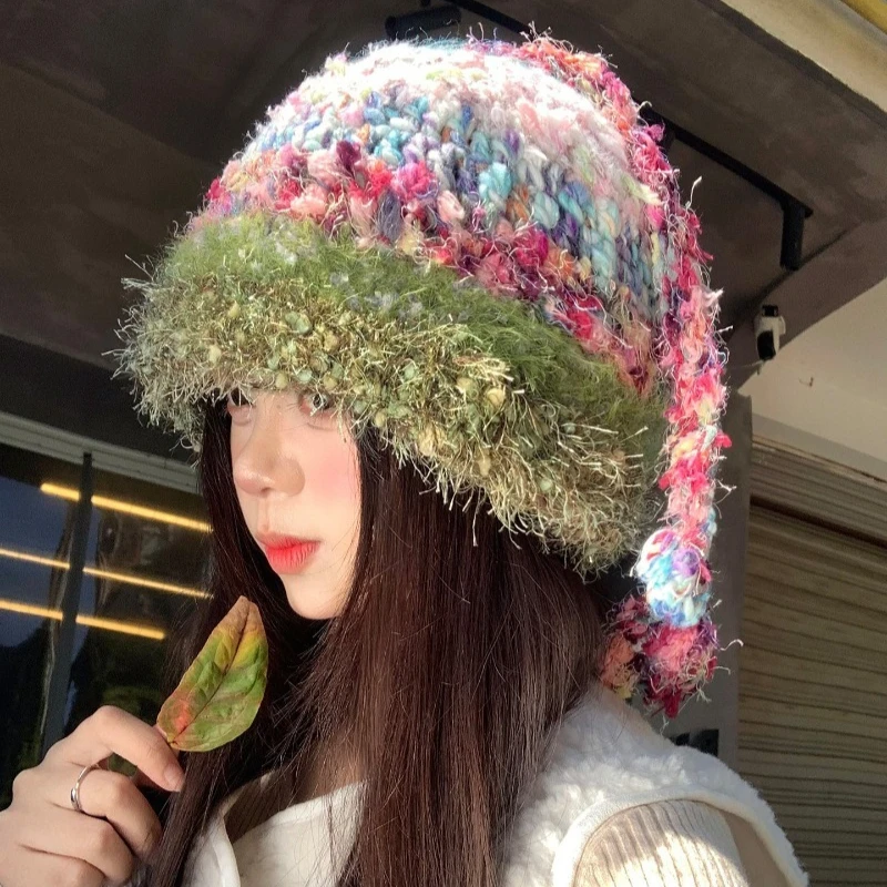 Japanische, gemischte, farbenfrohe Plüsch-Strickmütze für Damen, Winter, handgefertigt, gehäkelt, warm, mit Ohrenschutz, bunte, lange Zopfmütze. – Detail 3