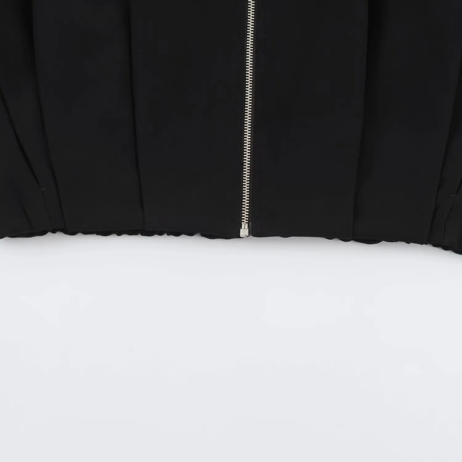 KONDALA Damen Trendige Lässige Stehkragen-Jacke Minimalistische Pendler-Jacke mit Plissiertem Saum und Reißverschluss 2026 Herbst Vielseitige Jacken – Detail 20