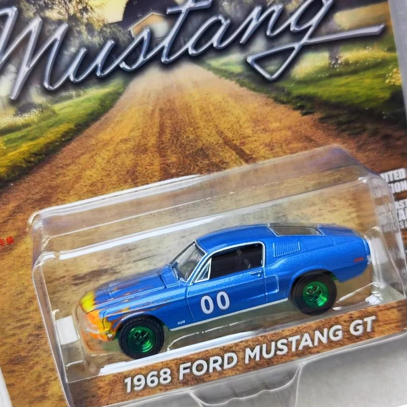 

Green Light 1:64 1968 GT Fastback Racing Car #00 Green Machine Collection Toys Small Gifts Model Wall Hanging