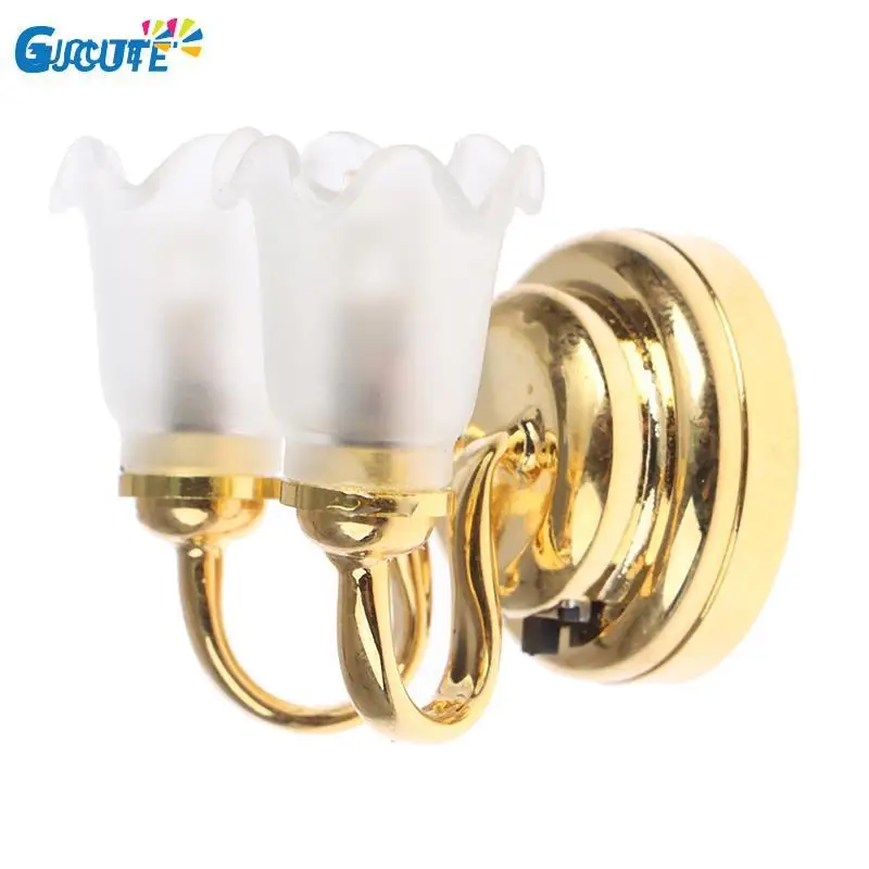 

1:12 Миниатюрная лампа для кукольного домика с двойной головкой цветочные бутоны настенный выключатель лампа для кукольного домика игрушки модель с кнопкой аксессуары для кукольного домика