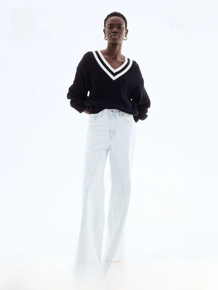 

H&M Summer Women's Fashion Casual Bell Bottom Jeans 1284890 Natural Waist Long Pants Cotton 100% Micro Flared Pants