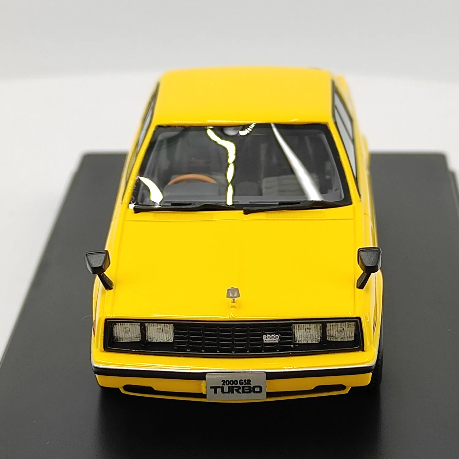 Hi-Story 1:43 Skala Mitsubishi Elegance 2000 GSR TURBO 1980 Model Samochodu z Żywicy
