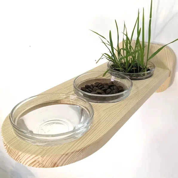 Wall-Mountable Triple Cat Feeder With 3 Glass Bowls Sustainable Wood And Sisal Dog-Proof Design