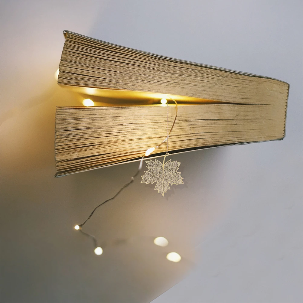 

4 Pcs Hollow Out Leaf Bookmark Delicate Golden Wrought Iron Book Mark Vintage Decorative Marker Suitable Home Office Reading