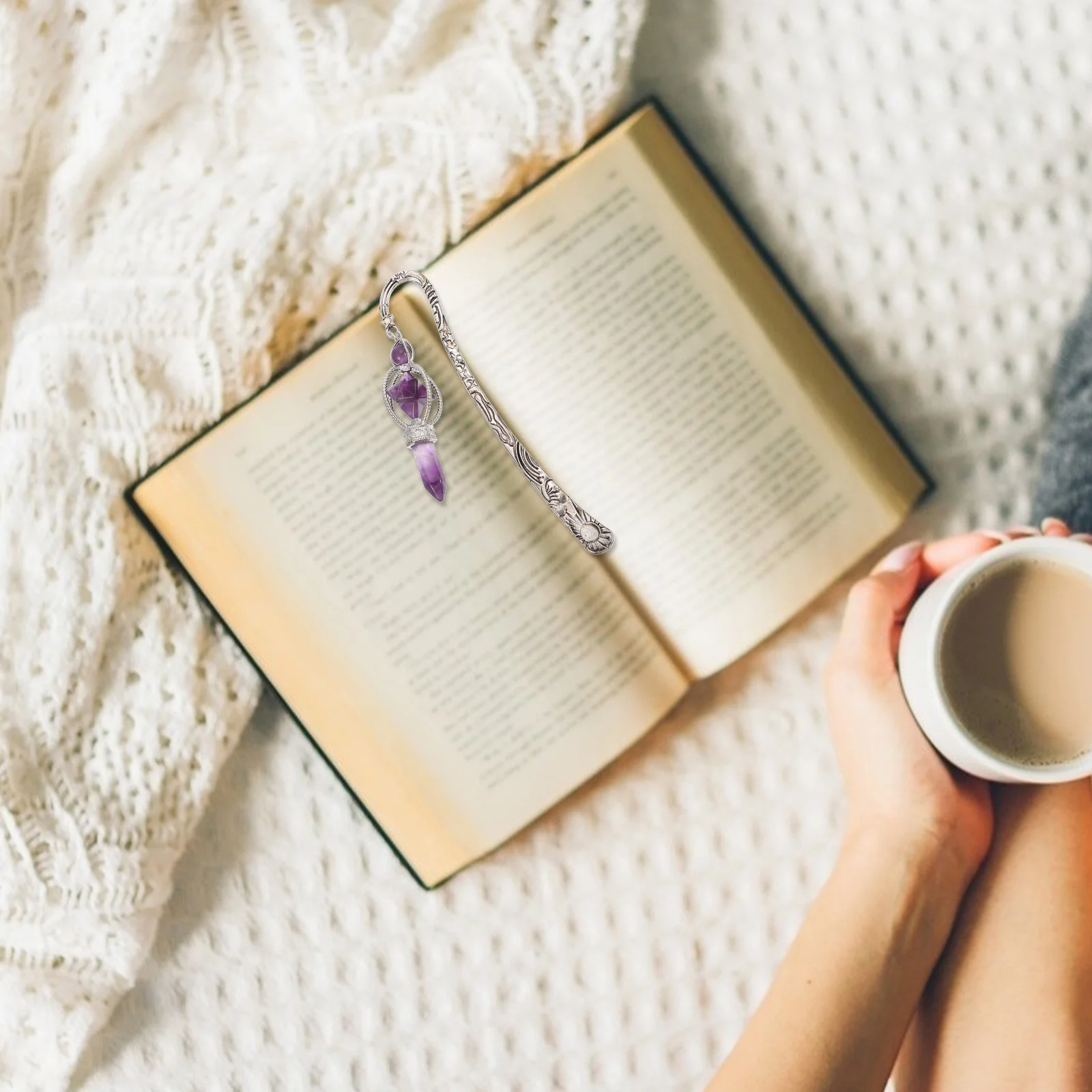 

1Pcs Unique Crystal Craft Bookmark Creative Pendant Book Reading Tag Fine Workmanship Student Gift Bookmark Reading Tag