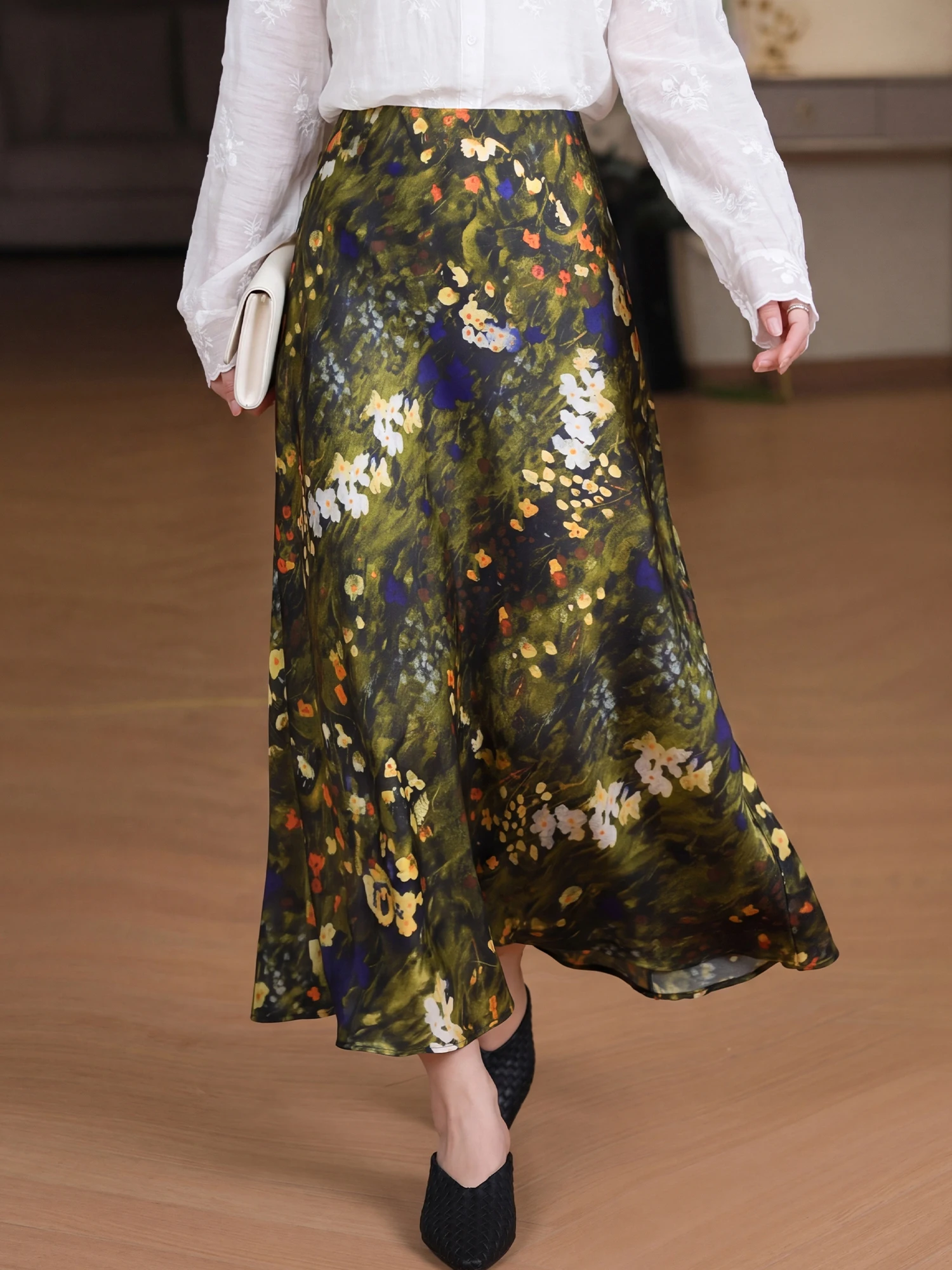 Comfortable Half Skirt with 9 Colors Custom Oil Painting Print Satin Tight Waist Elastic Design for Ladies Polyester Fiber