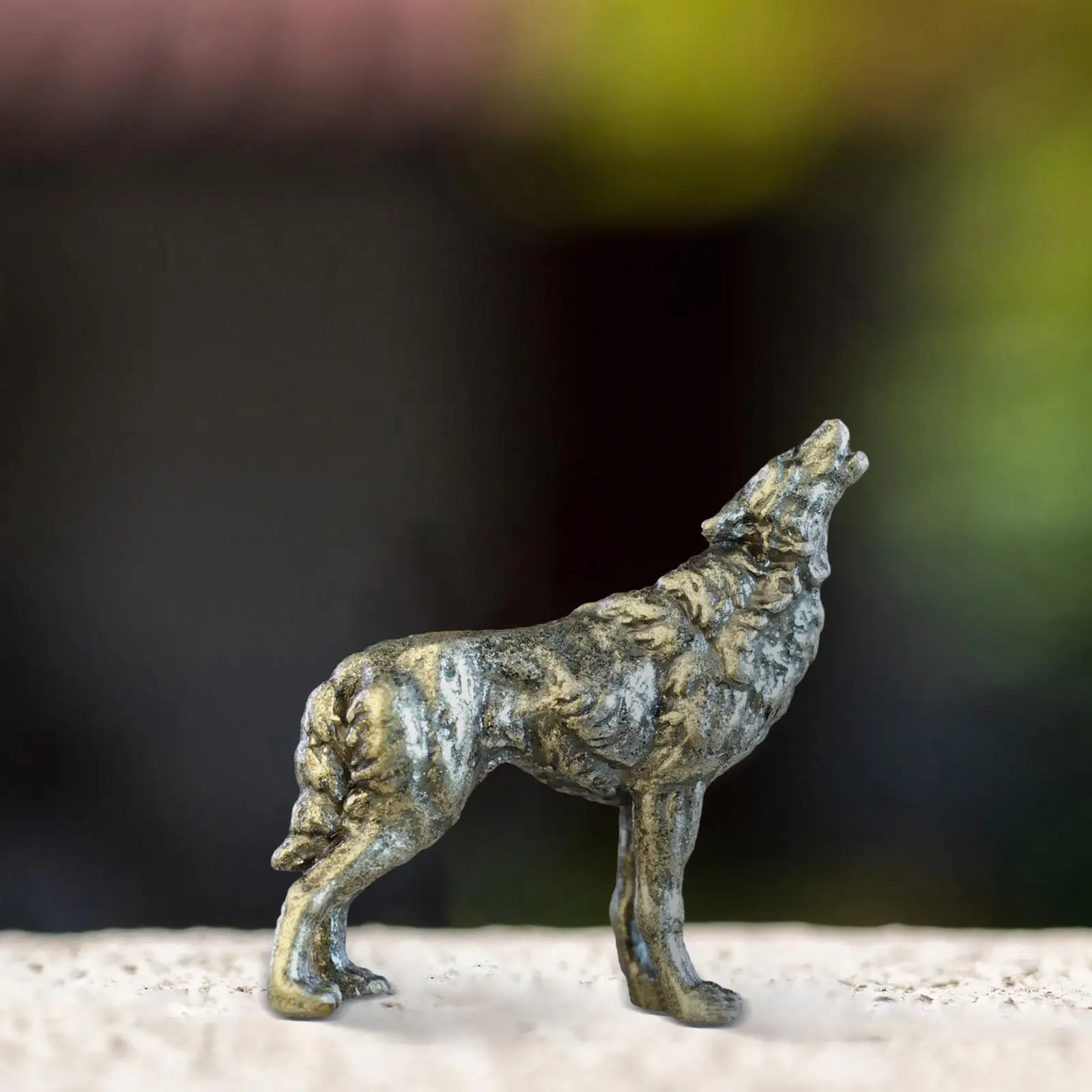 Copper Alloy Wolf Figurine Animals Wolf Decor Ornaments Realistic Craft Decorative Statue Collectible for Home Sand Table