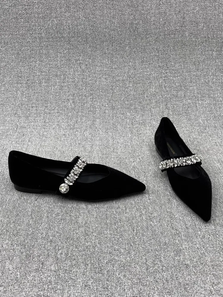 2025 Spring New Fashionable Velvet Pointed Shallow Mouth Water Diamond Mary Jane Shoes Large Size Flat Casual Women's Shoes view 6
