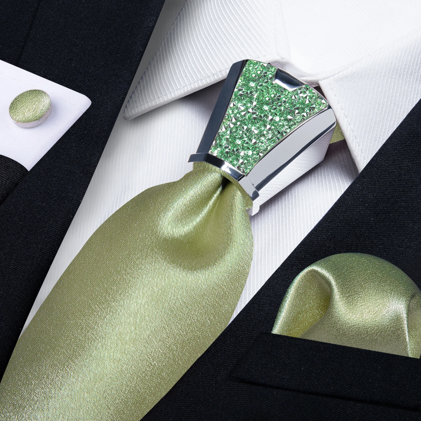 

Green Silk Ties for Men Wedding Party White Blue Groom Accessories 8cm Satin Tie Handkerchief Cufflinks with Plastic Tie Buckle