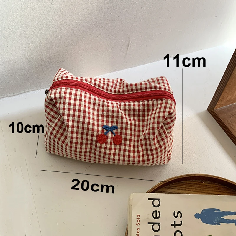 Kirschblüten-Stickerei Baumwoll-Karierte Kosmetiktasche Tragbare Reise-Kosmetik-Aufbewahrungstasche Multifunktionale Toilettenartikel-Organizer – Detail 6