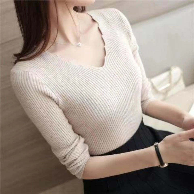 

2023 Autumn Long Sleeve Sweater Women Winter Spring Pullover Solid Black White Knitted Sweater Top Wave Cut V-neck Basic Office