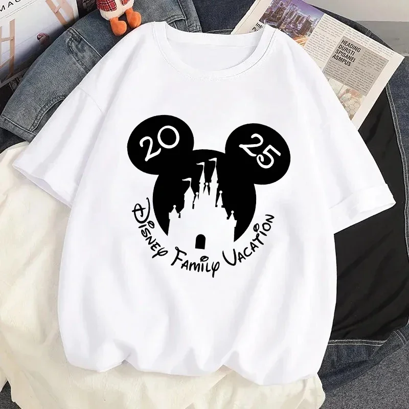 2025 ديزني الأسرة عطلة الجرافيك تي شيرت المرأة Kawaii تيز Harajuku 90s مضحك ميكي ميني المطبوعة التي شيرت الملابس النسائية