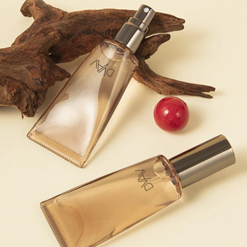 

Long Lasting Woody Perfume Eau De Toilette Spray, Fresh Floral Fragrance Body Mist Portable Daily Casual Dating Perfume 30ml New