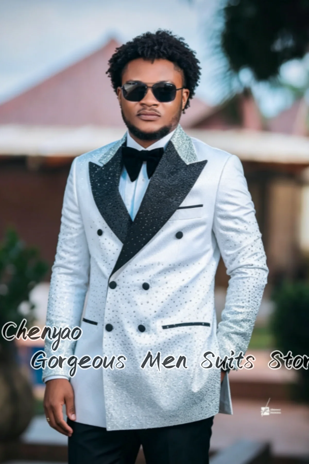 

Gorgeous Handmade Rhinestone Men Suits Customized Elegant Groom Tuxedos Wedding Party Male Blazers Sparkly 2Pcs Sets ropa hombre