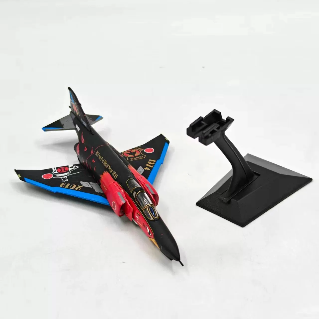 1/144 Scale F-4EJ Ghost F4 Fighter 302 Squadron Paint Diecast Aircraft Alloy Finished Model Plane Souvenir Hobby Decoration Gift