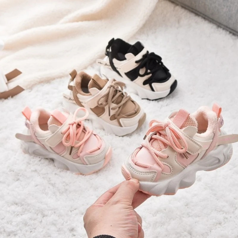 

Детские спортивные кроссовки 2026 для всех сезонов, новые, простые, с мягкой подошвой, повседневные, для девочек, нескользящие, универсальные, в стиле «монета», для ходьбы