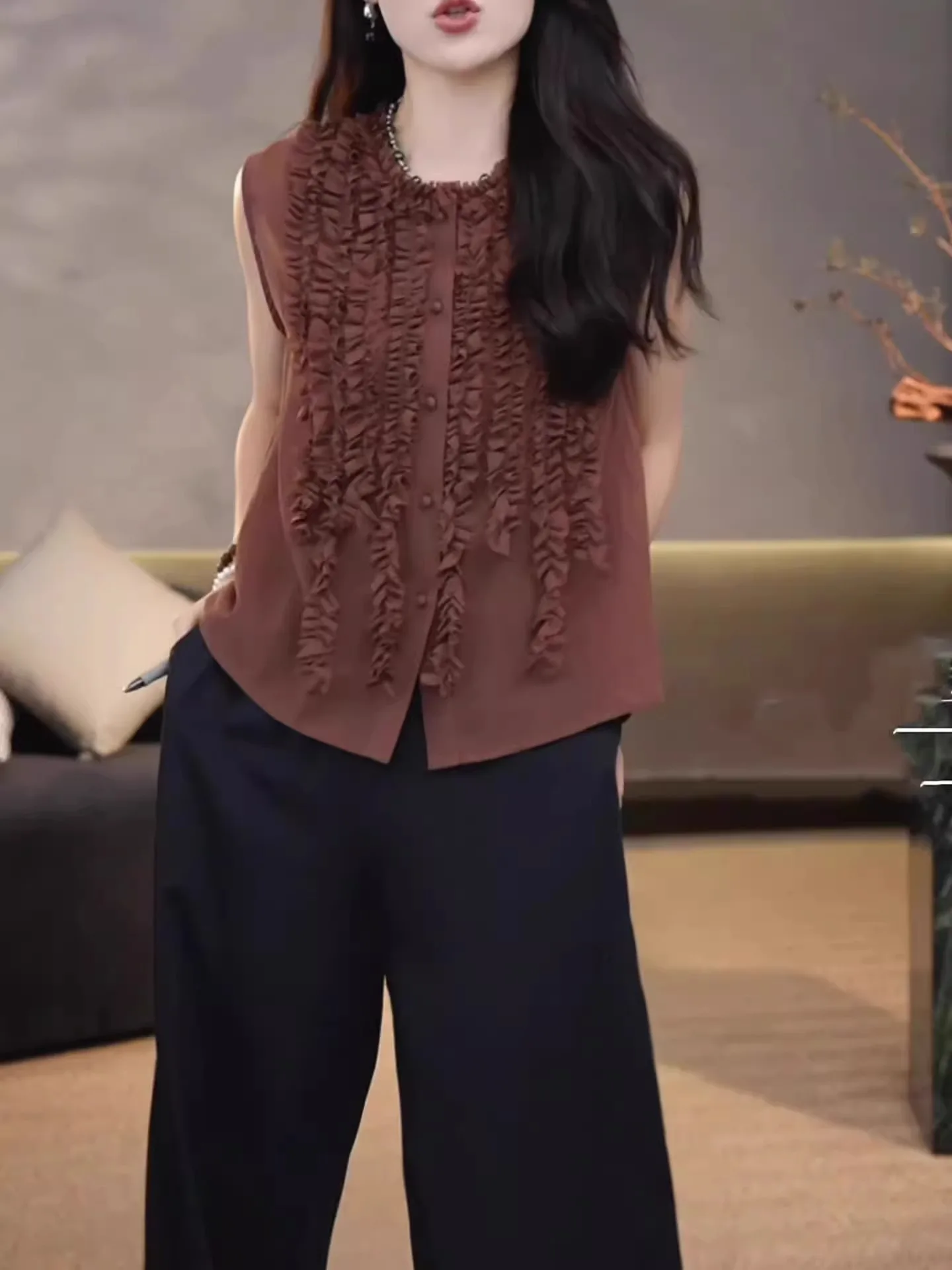 

Elegant Fashionable Sleeveless Women's Shirt Flounce Design Vintage Style Top Quality Thin Material round Neck Button Closure