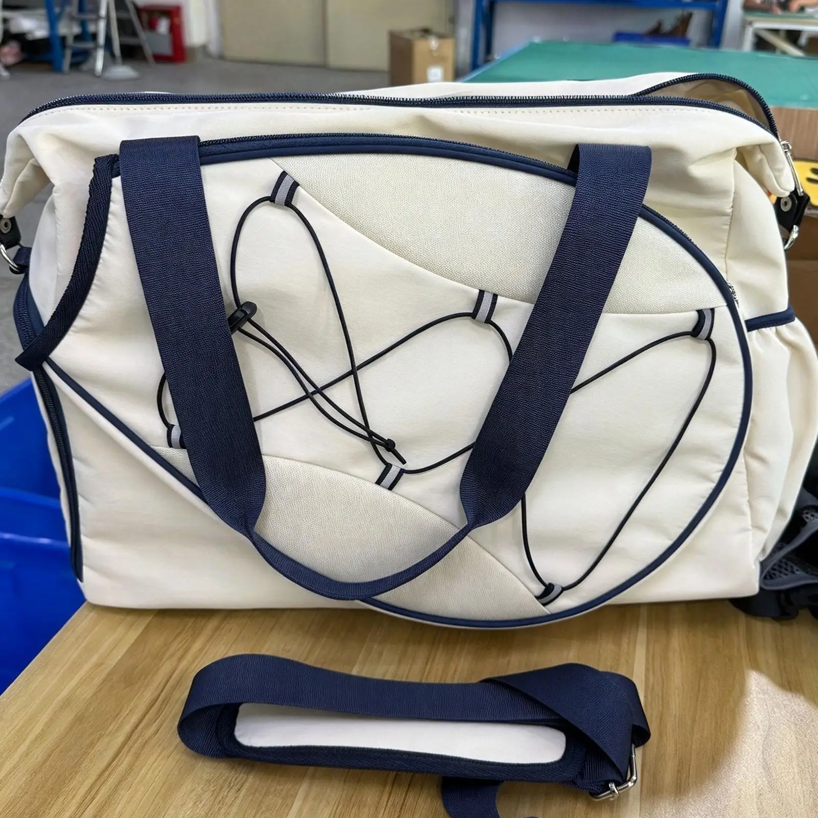 Tennis Bag For Women Holds 2 Rackets Badminton Gear Tote With Ventilated Shoe Compartment And Wet Pocket Fits 15.6in Laptop