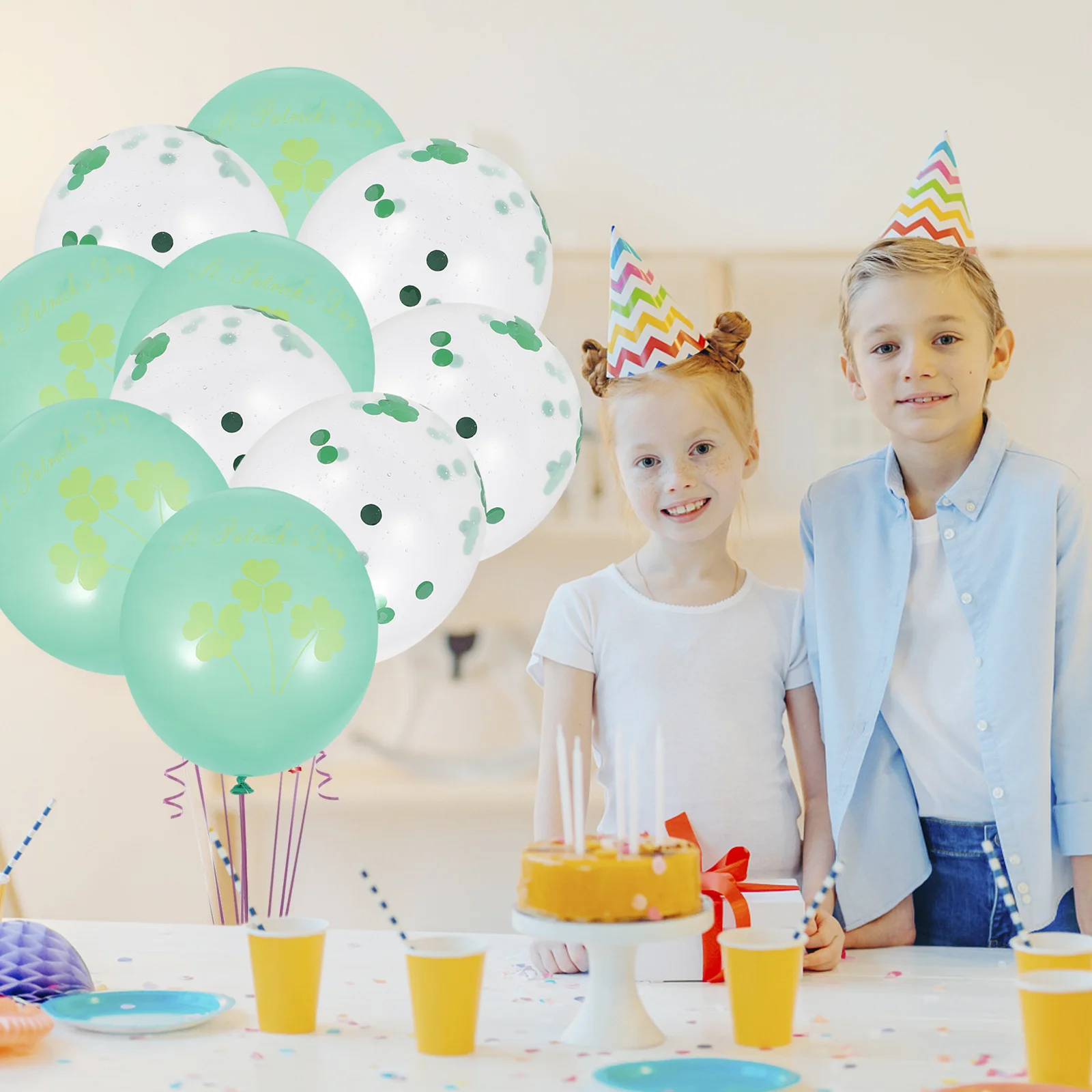 

20Pcs Party Balloon Decor Supplies Shatterproof Clove Design Latex Balloons for St Patricks Day Celebration Background Ornament