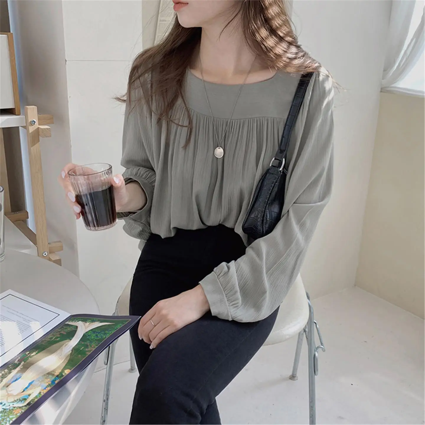 

Loose Fit Button up Long Sve irt Satin Chiffon Design Base Layer 2026 Small ence Women's Busin Casual irt