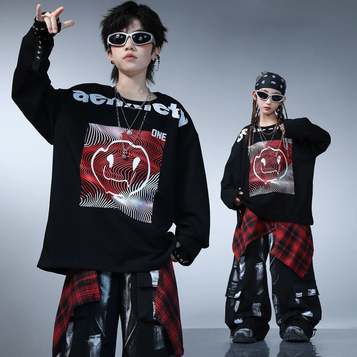 Dziecięca odzież Kpop Hip Hop Bluza z nadrukiem róży Czarne spodnie cargo z wieloma kieszeniami dla dziewczynki i chłopca Strój do tańca ulicznego