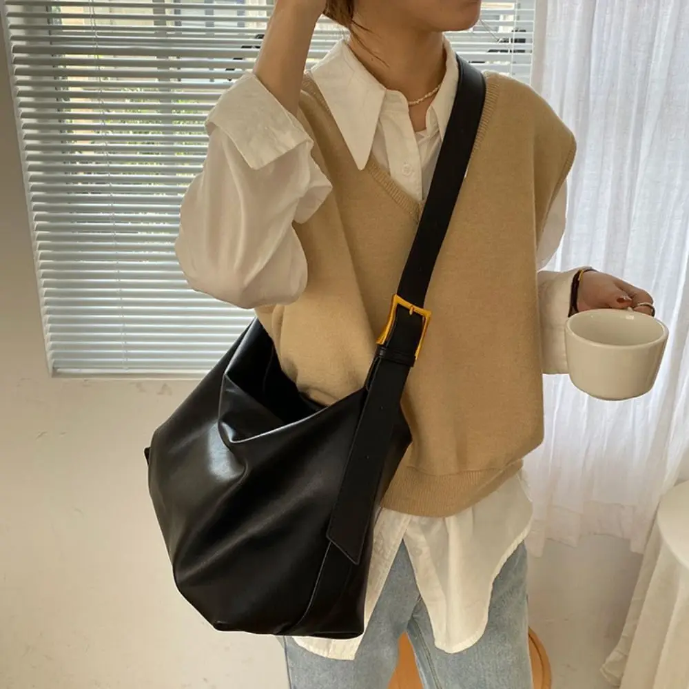 Ins Grote Capaciteit Kussen Crossbody Tas Kussentas Koreaanse Stijl PU Knoedeltas Mama Tas Effen Kleur Schoudertas Winkelen