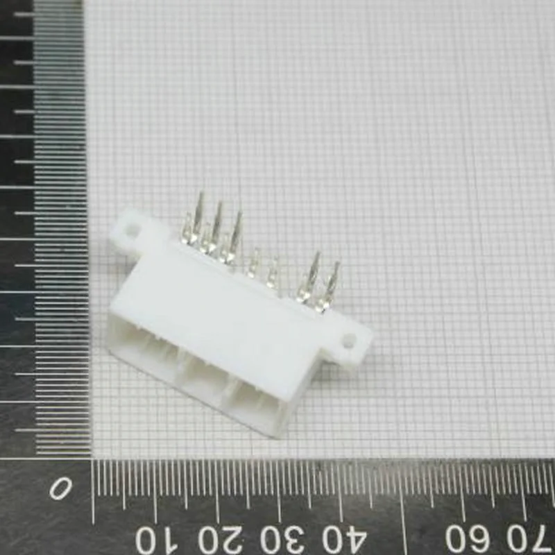 12P 173858-1 The needle holder is white and the needle is bent 90 degrees 173851-1