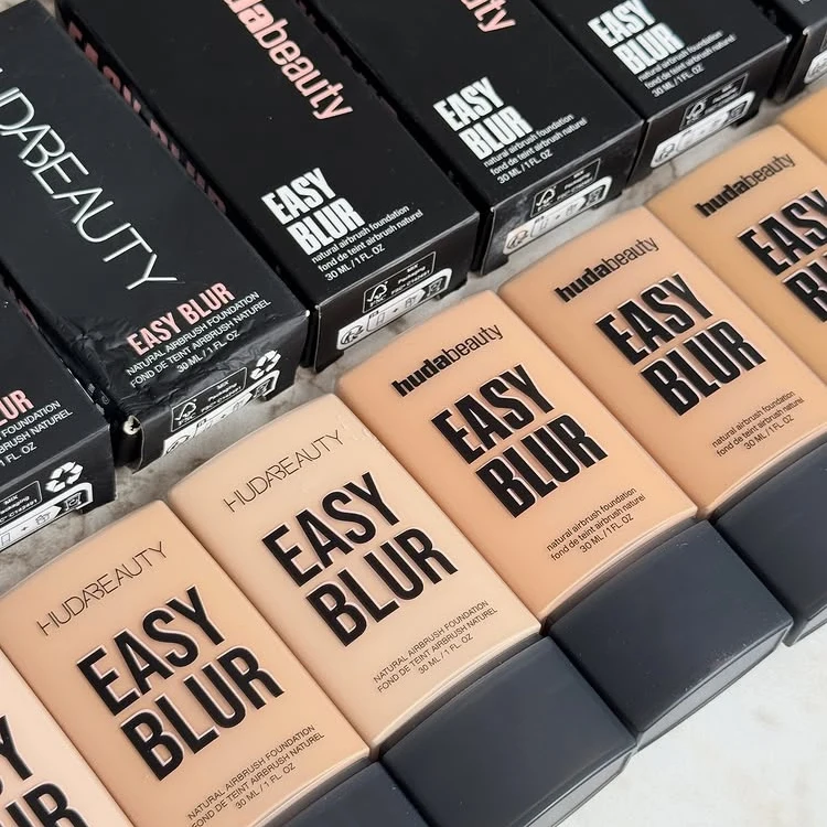 Thumbnail 2 - #32 Latest Foundations & Concealer Brushes Offers