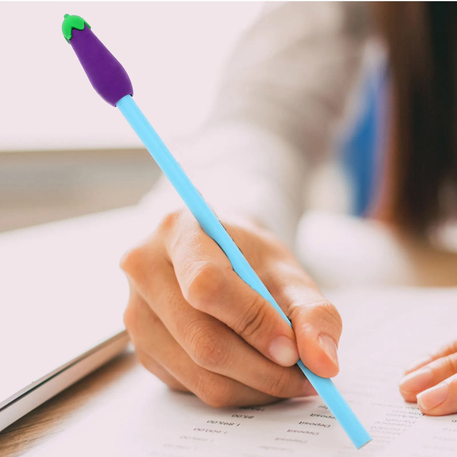 Set di gomme da cancellare per portapenne da 9 pezzi Set di gomme da cancellare per topper a forma di vegetale carino Protezioni per punte multifunzionali per studenti artisti