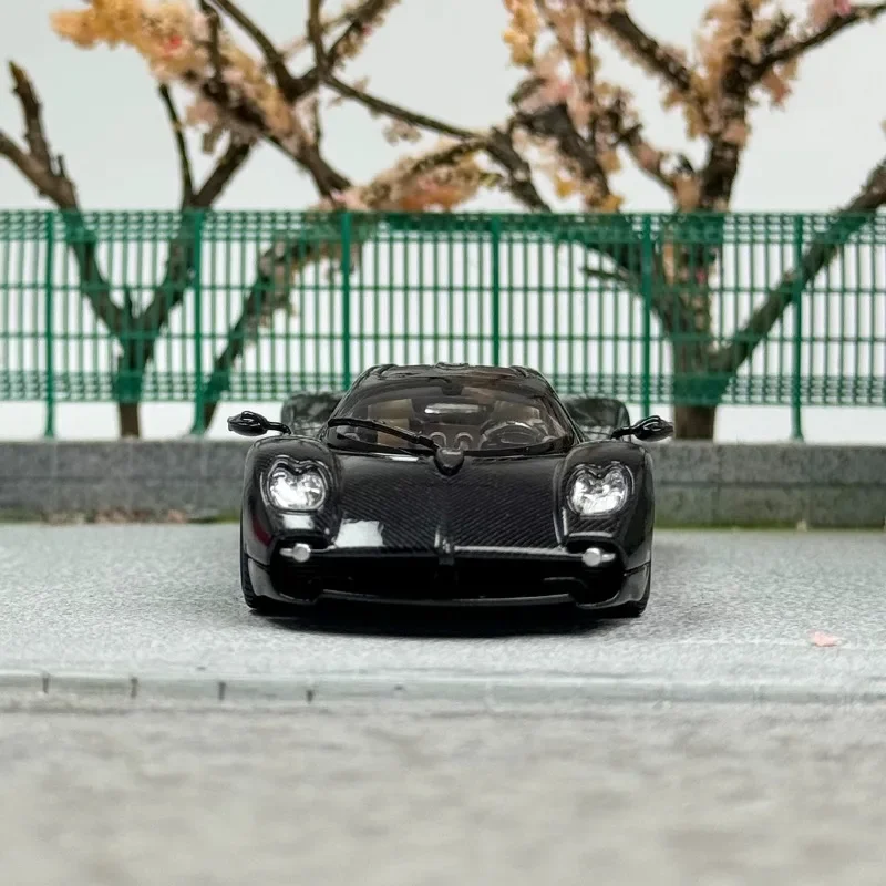 Lcd 1/64 Pagani Utopie Zwart Carbon Gelegeerd Motorvoertuig Gegoten Metalen Model Geschenken