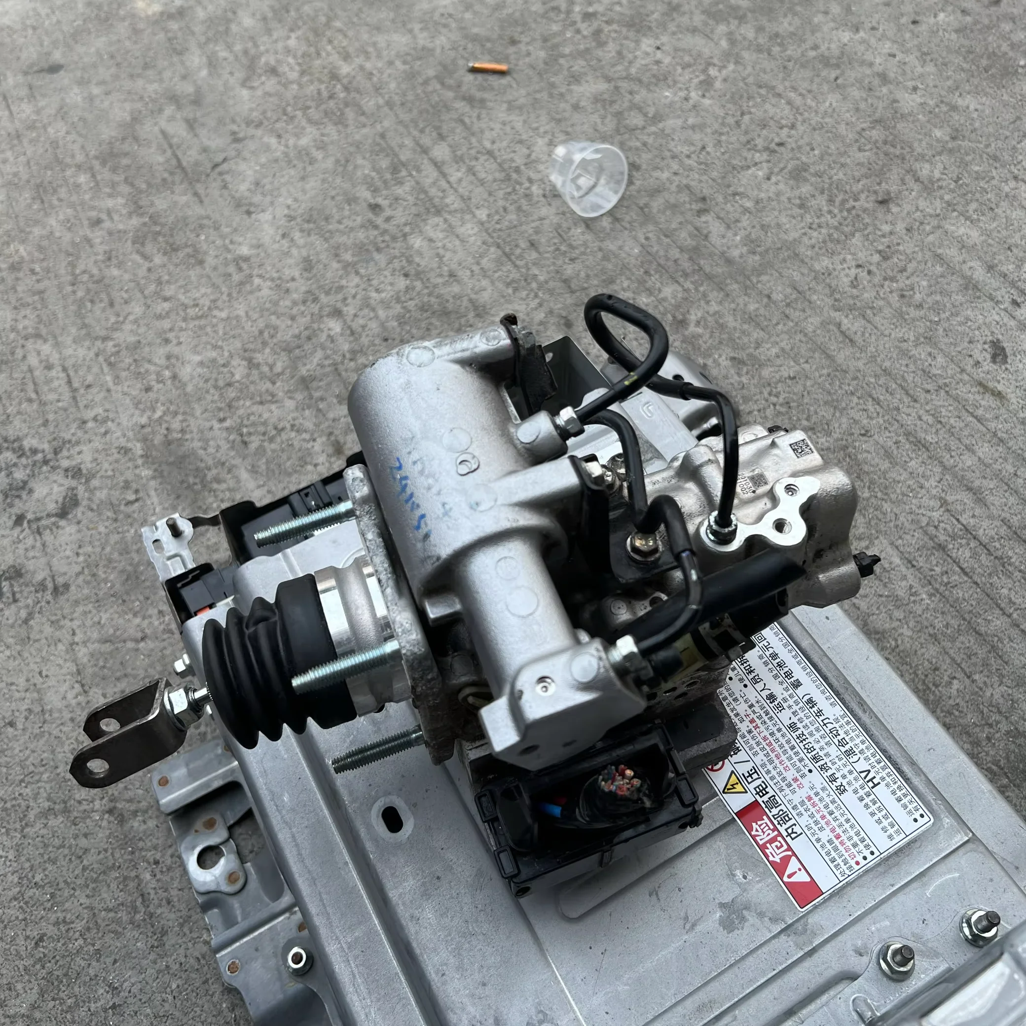 

Новый главный тормозной цилиндр для гибридных автомобилей Toyota Camry 7-го поколения (модели 2013-2015), номер детали 47050-33072, гарантия 3 месяца