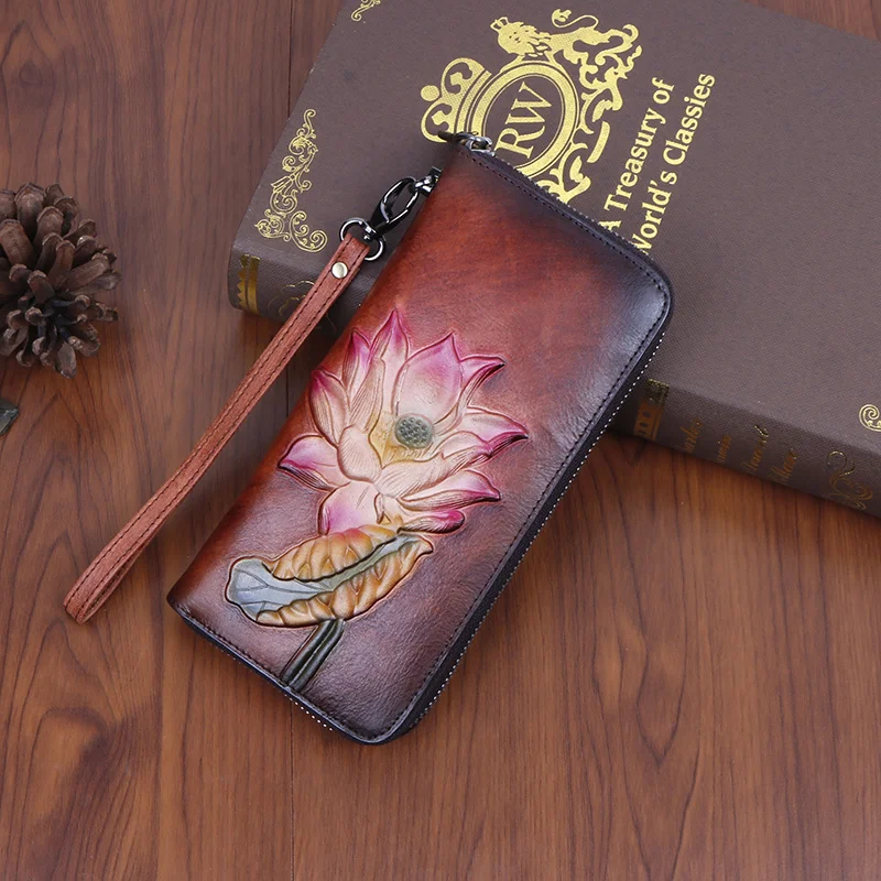 

Genuine Leather Women Wallet Handy Clutch Bag Embossing Ladies Retro Card Clips Female Lotus Flower Wrist Bags Long Purse