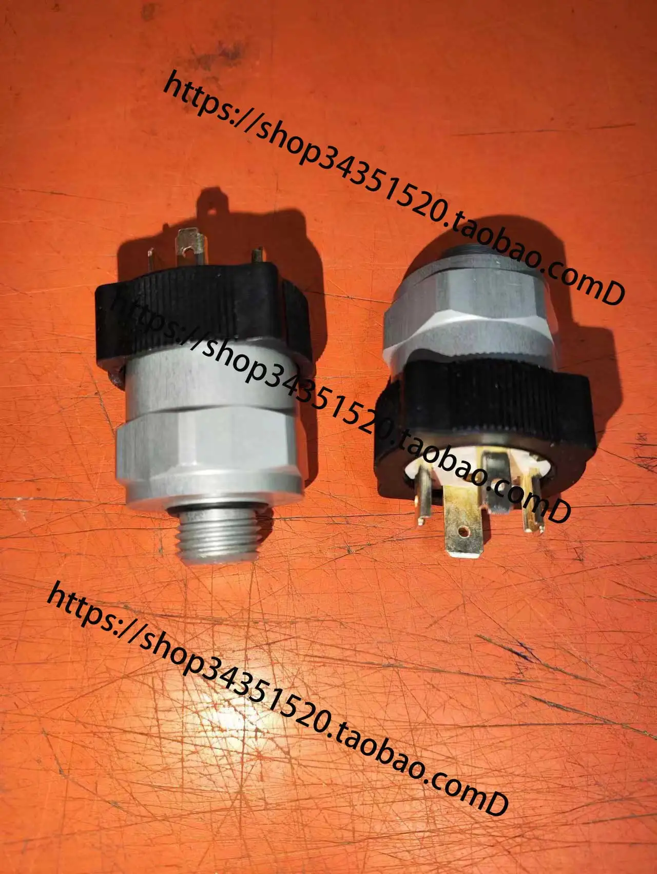 

Customized CAMOZZI Kangmaosheng PM11-SC Kangmaosheng Pressure Switch 124-830 Matching Socket