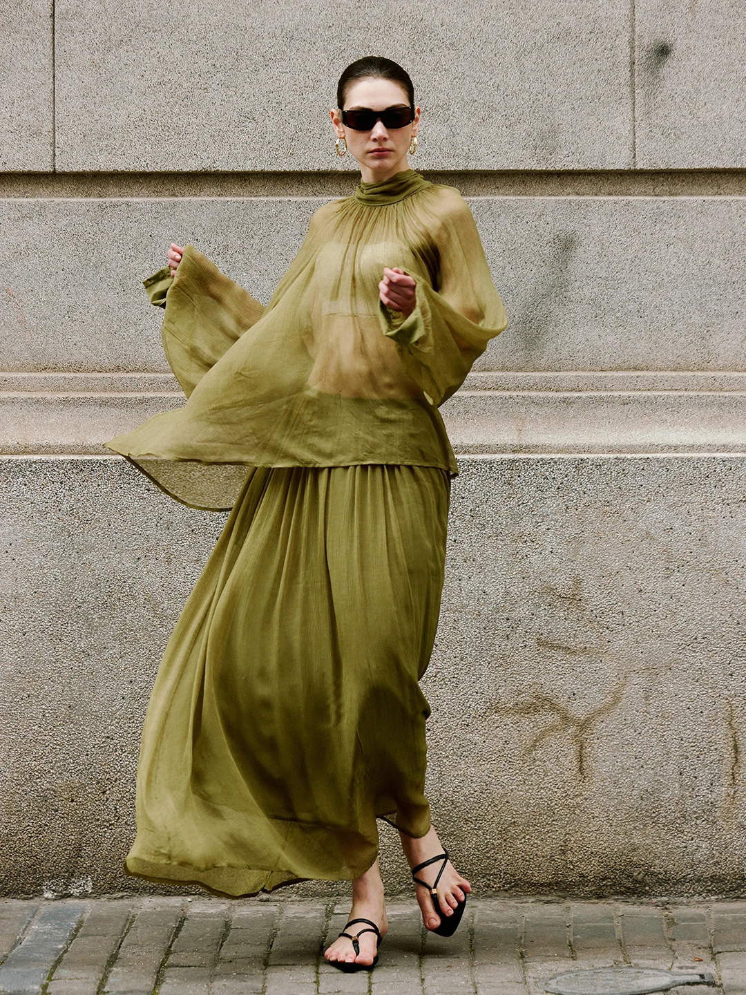 Luna7xi Women's Long Sleeve Chiffon Top And Umbrella Skirt Set Ethereal Feel Half-length Skirt Ensemble Spring Fashion