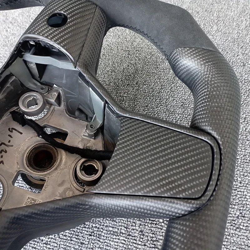 Real Carbon Fiber Steering Wheel for Tesla Model 3 Model Y 2017-2023 with Heating Function and Decorative Cover