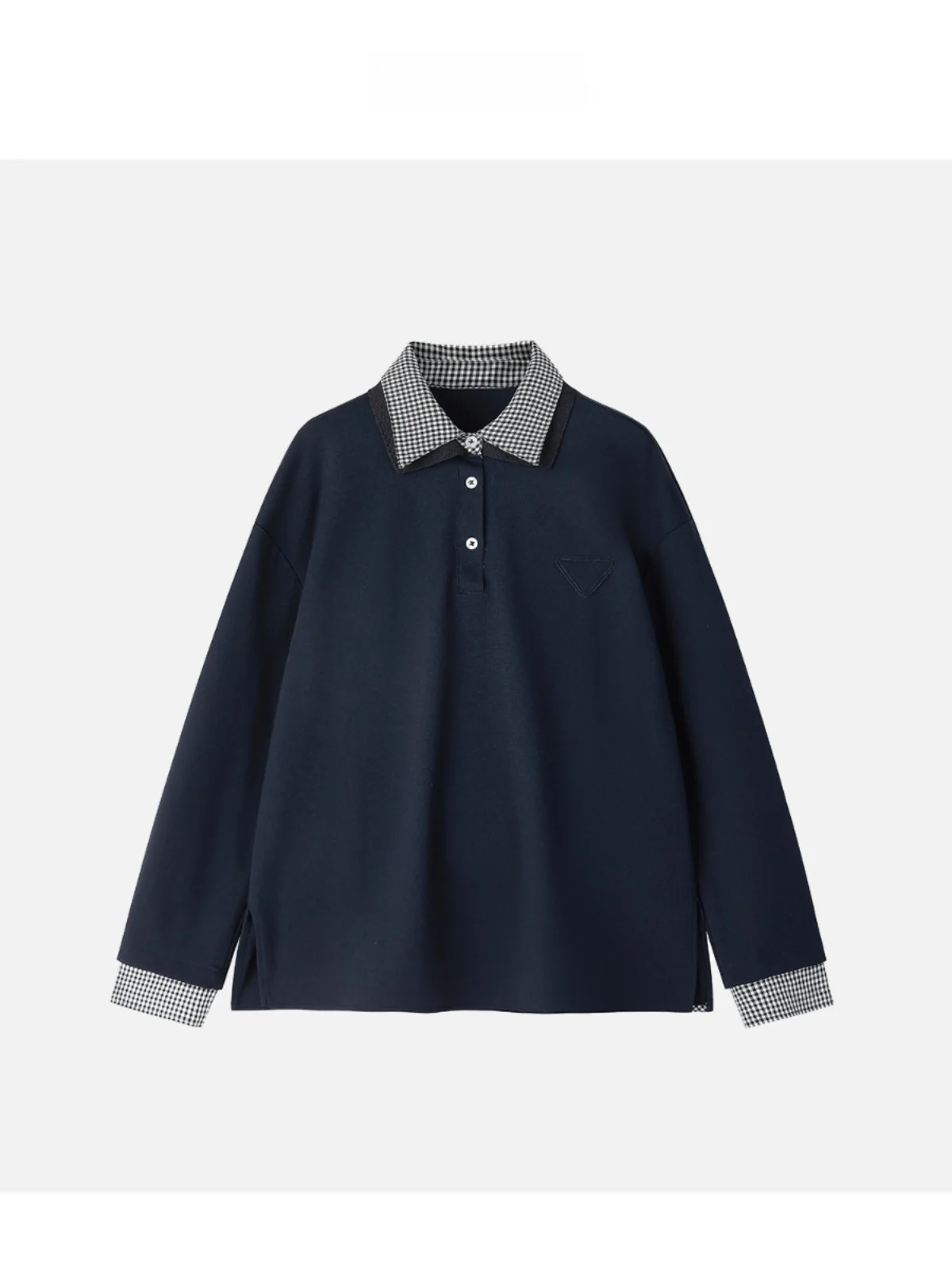 

JINGJING2024 Новая женская футболка в американском ретро-стиле с клетчатым пэчворком, свободным воротником и эффектом двухслойности, модный повседневный комфортный топ