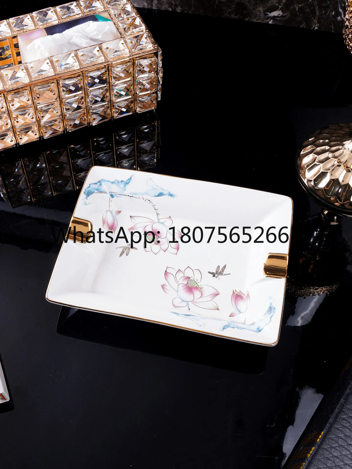 High-end ashtray for living room, bedroom, and home use