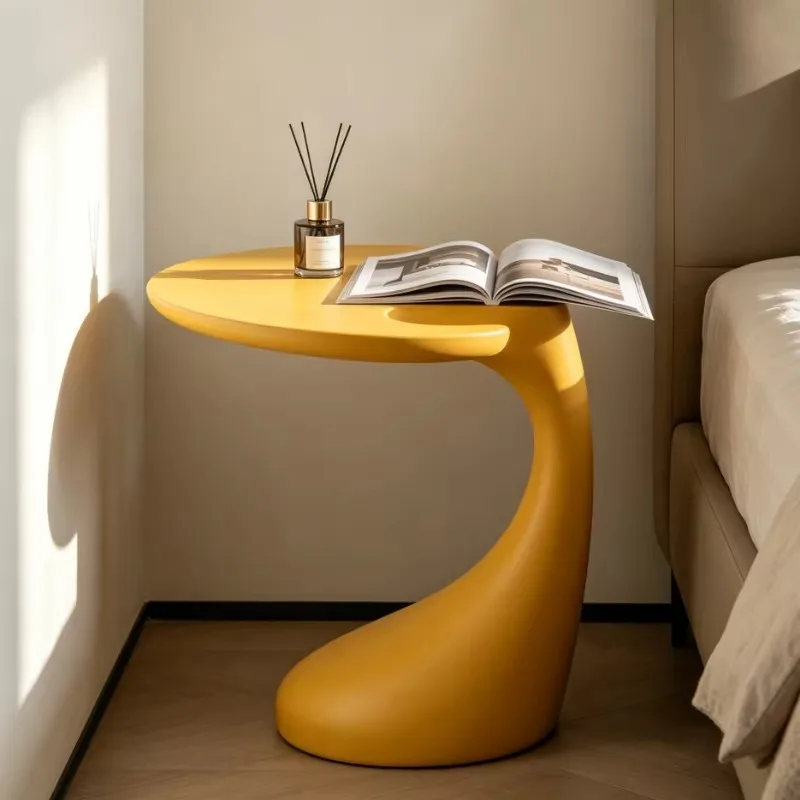 Modern Plastic Coffee Table Smooth Edges End Table Sturdy Structure Space Saving for Living Room Small Apartment Easy To Clean