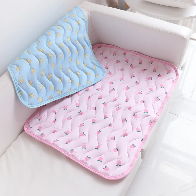 Summer pet pad cold feeling pet cooling pad cat and dog sofa cushion cooling ice silk cool breathable pet pad dog ice pad