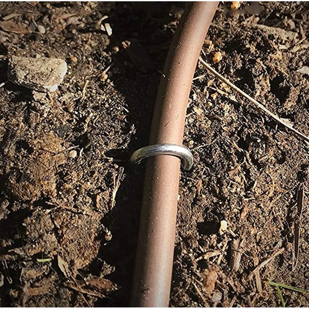 100pcs U Shape Iron Garden Stakes for Securing Drip Irrigation Tubing Hose Wire Landscape Fabric and Artificial Turf Outdoors
