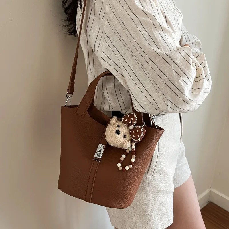 

Minimalist Chic Elegant Diaper Bag For Women Designer Leather Crossbody Handbag Vintage Stylish Large Tote