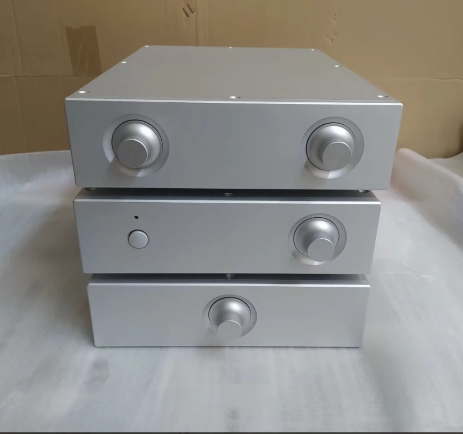 All aluminum amplifier chassis / Preamplifier case / AMP Enclosure DIY box (250 *70*358mm)