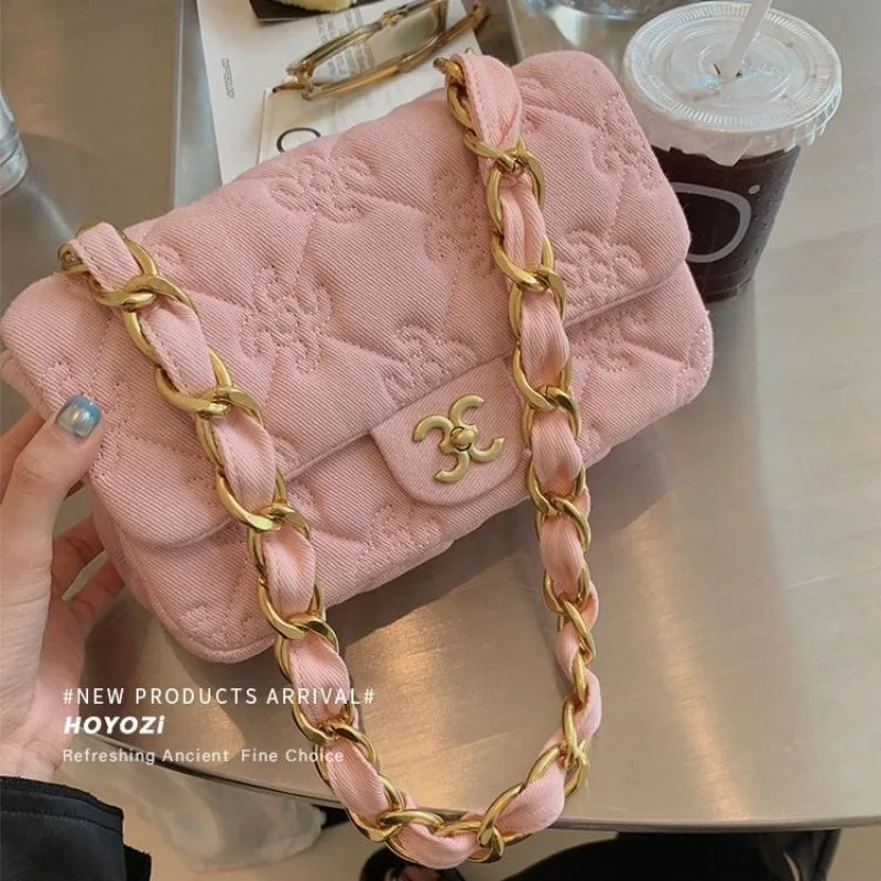 Niche Baguette Bag, Underarm Shoulder Bag, Handbag, Women\'s 2023 New Denim Chain Crossbody Bag, Popular High-end Texture