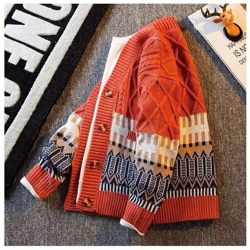 

Autumn and Winter Fashion Trend Printed Retro Sports Sweater Men's Loose Comfortable Thickened Warm Large Size Knitted Sweater